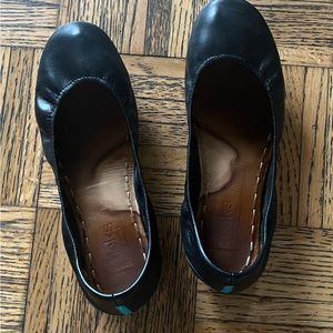 Black Tieks